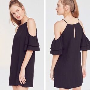 NWOT UrbanOutfit cold shoulder Ruffle Sleeve Dress